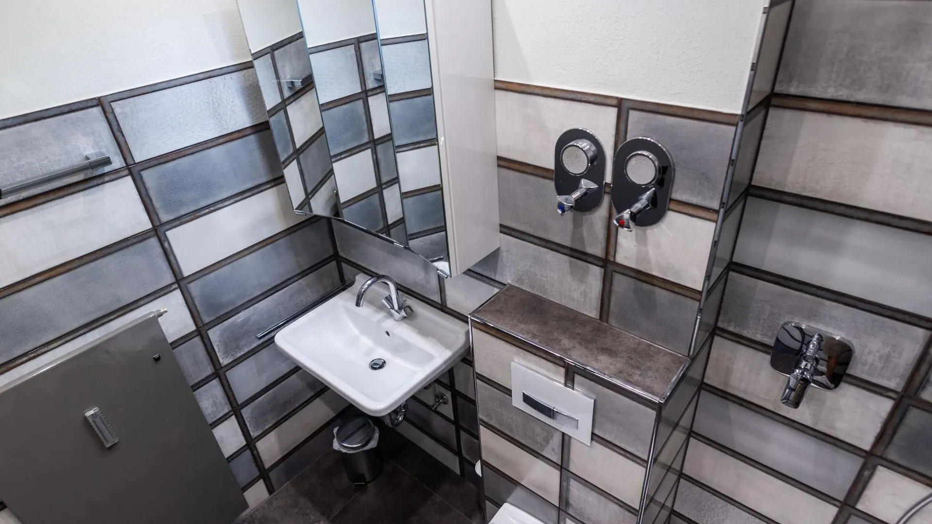 Apartment Ech1 Gerbrunn 0*,